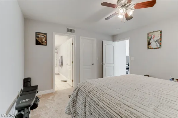 $1,600 | 5055 West Hacienda Avenue, Unit 2124, Las Vegas, NV 89118
