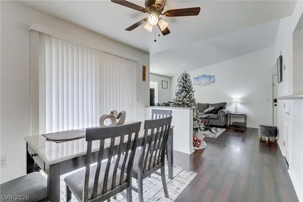 $1,600 | 5055 West Hacienda Avenue, Unit 2124, Las Vegas, NV 89118