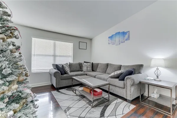 $1,600 | 5055 West Hacienda Avenue, Unit 2124, Las Vegas, NV 89118