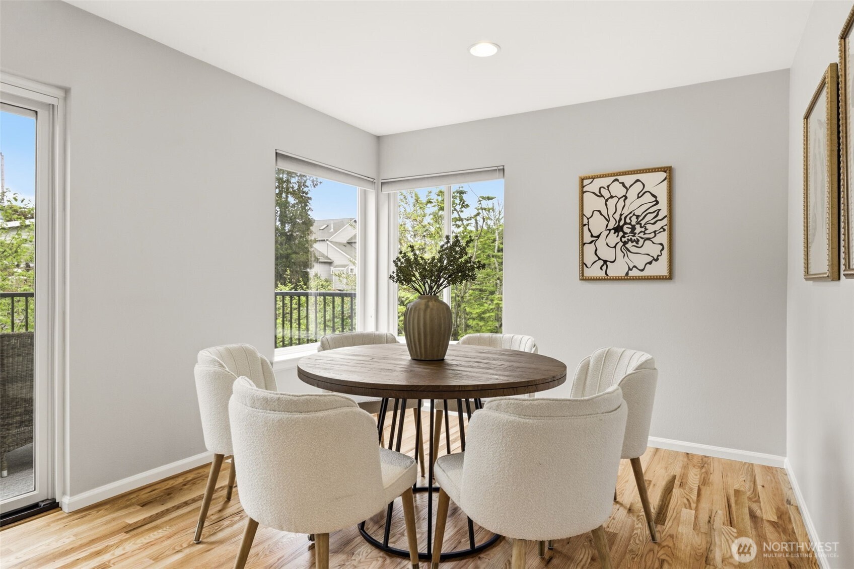 4011 Southwest Webster Street Seattle, WA 98136 - Photo 11 of 37