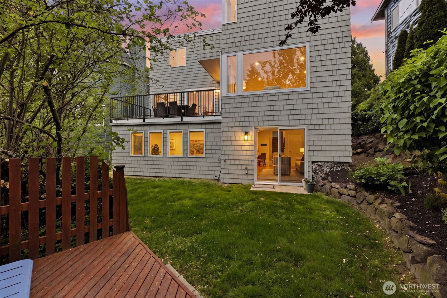 4011 Southwest Webster Street Seattle, WA 98136 - Photo 27 of 37