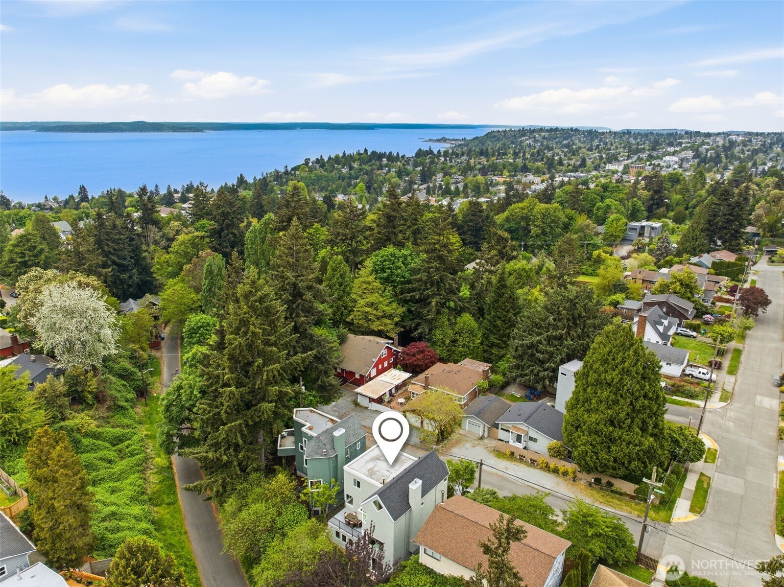 4011 Southwest Webster Street Seattle, WA 98136 - Photo 33 of 37
