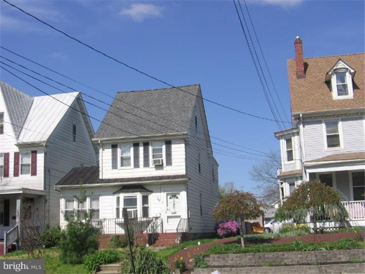 182 Madison Avenue Mount Holly, NJ 08060 - Photo 2 of 19 Exterior Front