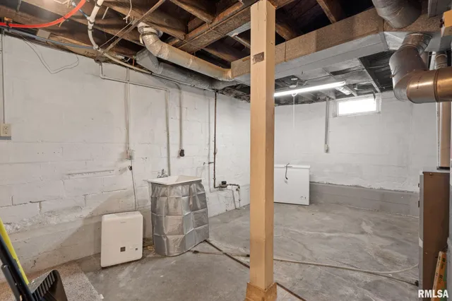 $135,000 | 1602 37th Street, Rock Island, IL 61201