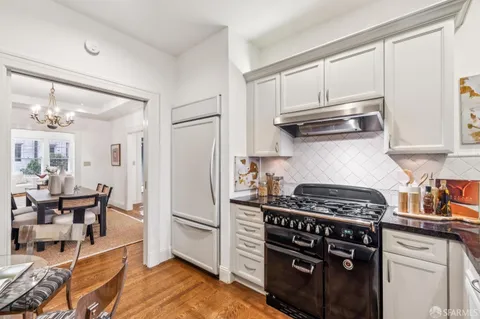 $3,000,000 | 1262 Sacramento Street, San Francisco, CA 94108