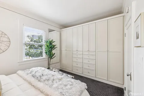 $3,000,000 | 1262 Sacramento Street, San Francisco, CA 94108