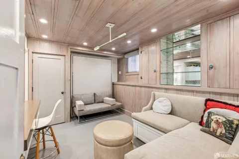 $3,000,000 | 1262 Sacramento Street, San Francisco, CA 94108