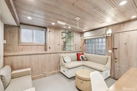 $3,000,000 | 1262 Sacramento Street, San Francisco, CA 94108