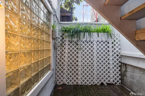 $3,000,000 | 1262 Sacramento Street, San Francisco, CA 94108