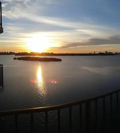 $2,700 | 11930 North Bayshore Drive, Unit 1006, North Miami, FL 33181