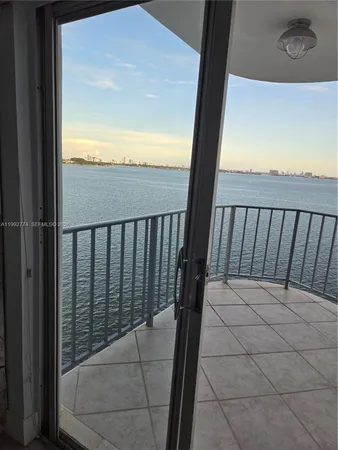 $2,700 | 11930 North Bayshore Drive, Unit 1006, North Miami, FL 33181