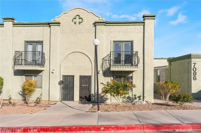 $1,395 | 7090 Burcot Avenue, Unit C31, Las Vegas, NV 89156