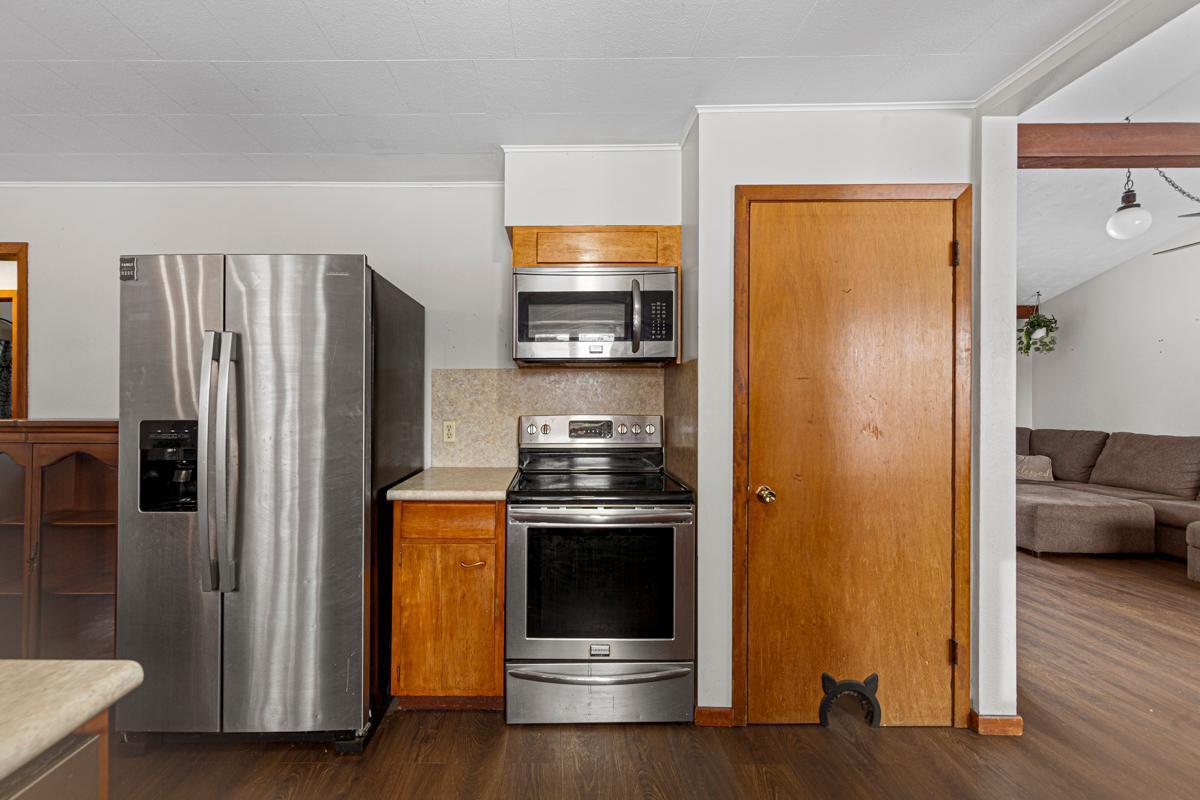 127 Ballard Avenue Jackson, MN 56143 - Photo 19 of 49