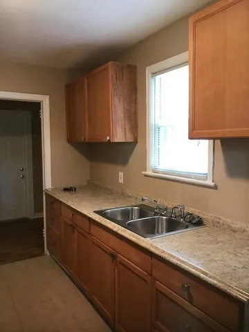 $1,395 | 2306 West Tennessee Street, Tallahassee, FL 32304