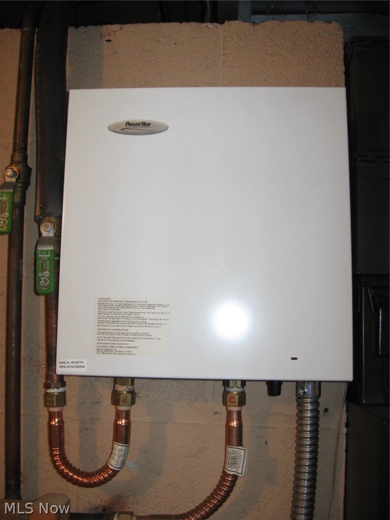 11651 Webster Road Strongsville, OH 44136 - Photo 18 of 28 Gallery Image 18