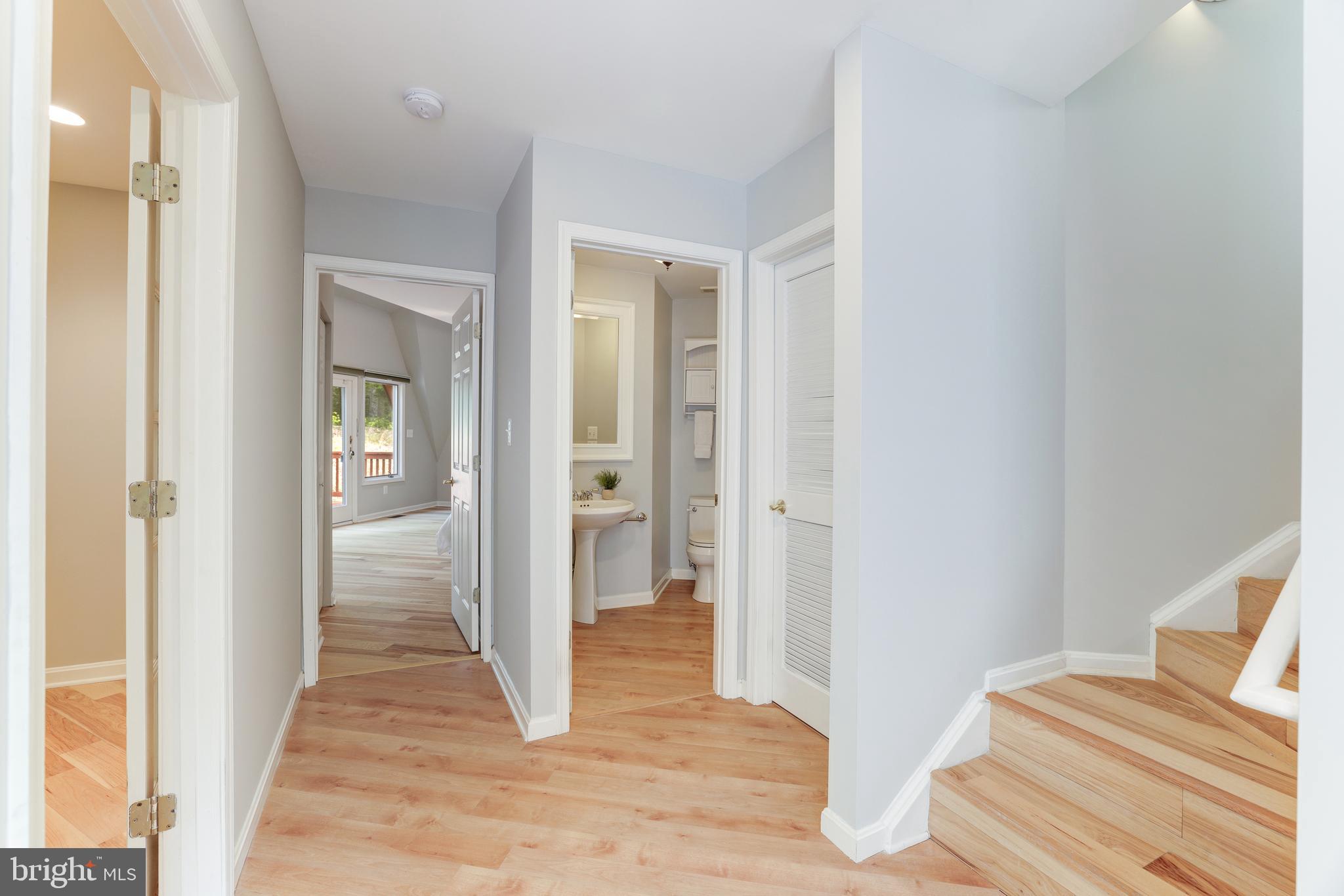 17002 Waterfall Road Haymarket, VA 20169 - Photo 12 of 98