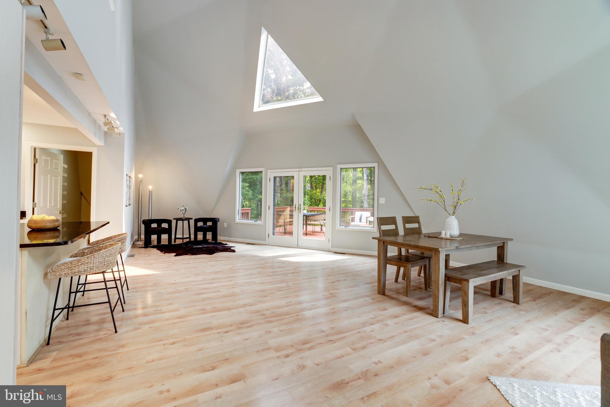 17002 Waterfall Road Haymarket, VA 20169 - Photo 16 of 98