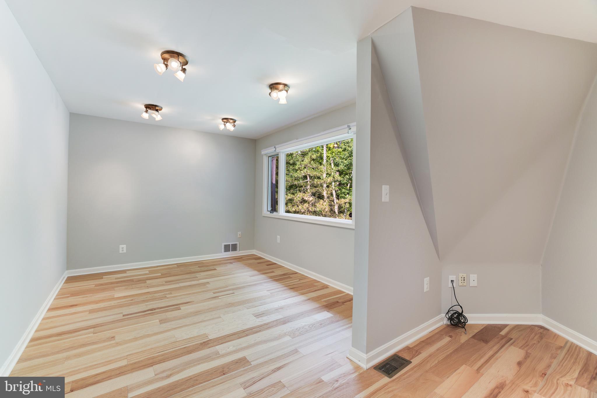 17002 Waterfall Road Haymarket, VA 20169 - Photo 32 of 98