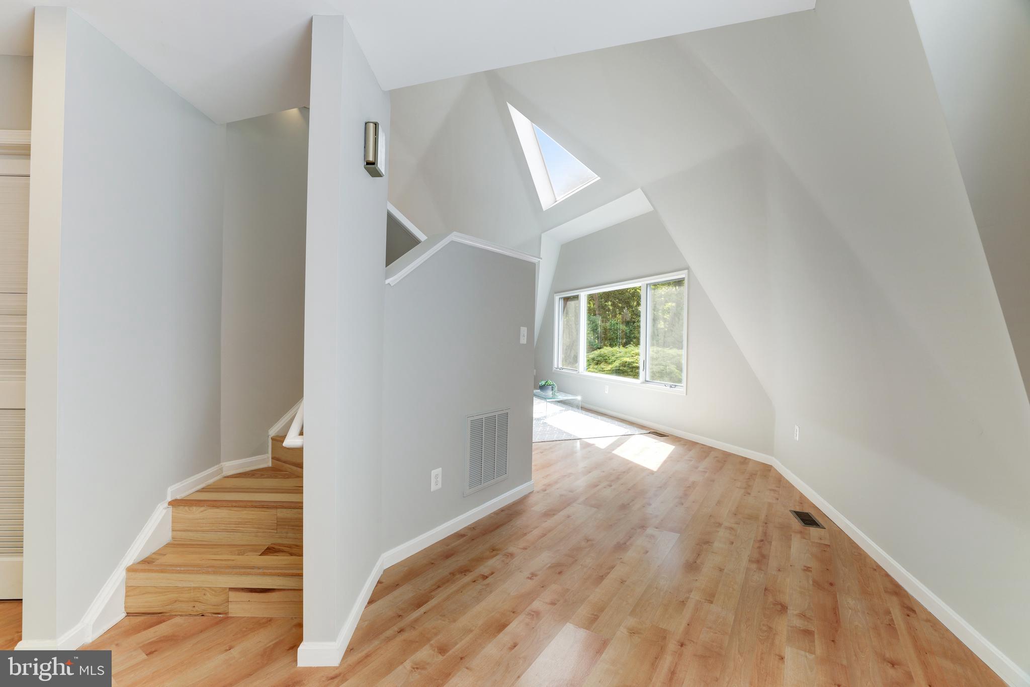 17002 Waterfall Road Haymarket, VA 20169 - Photo 10 of 98