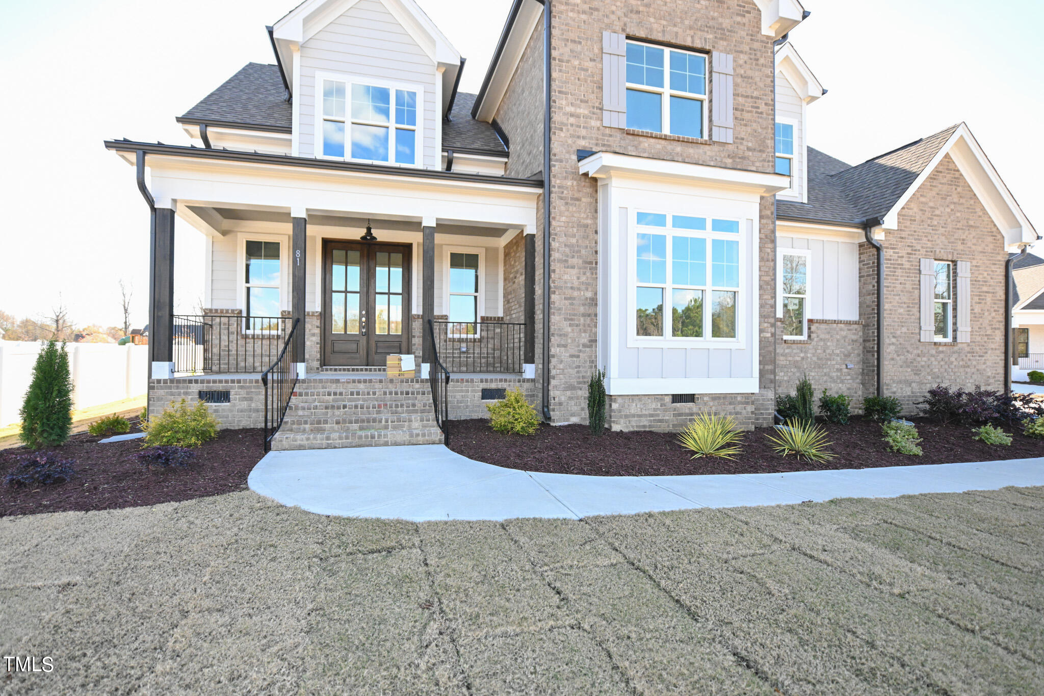 81 Maeview Lane Raleigh, NC 27603 - Photo 3 of 44 003