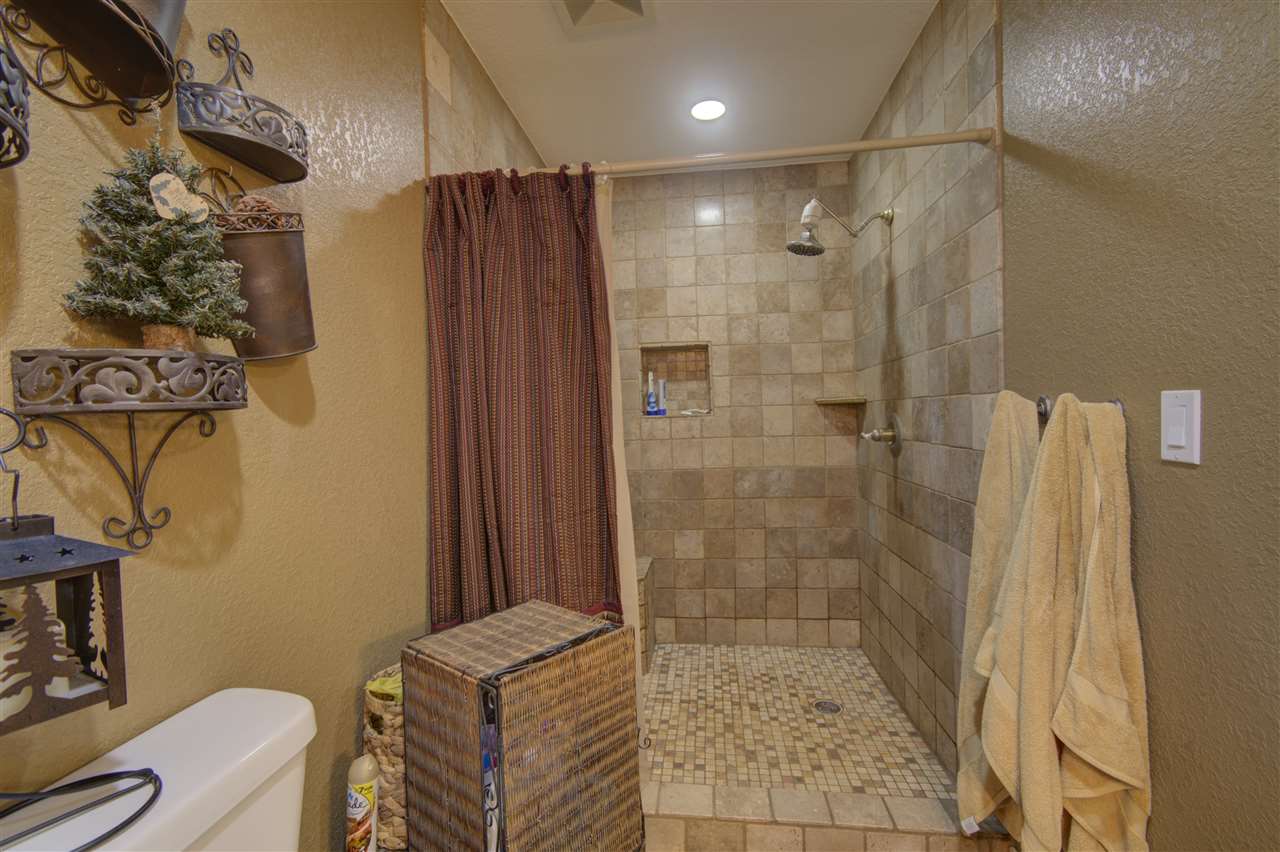 4628 South East County Line Road Shepherd, MI 48883 - Photo 13 of 43 1879260-12.JPG