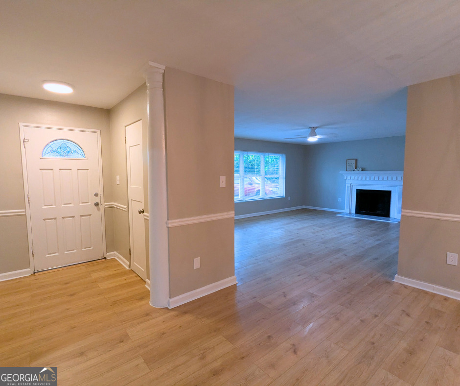 1701 Sharon Drive Albany, GA 31707 - Photo 7 of 18 a view of an empty room and window