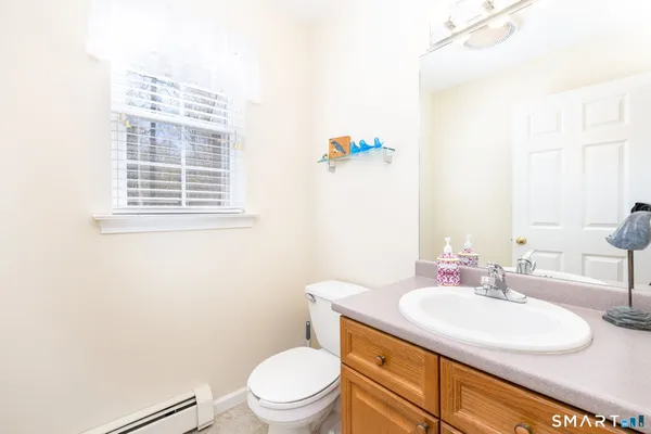 $272,160 | 30 Spoonwood Drive, Unit 30, Canton, CT 06019