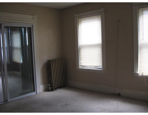 3 Kosta Street Worcester, MA 01607 - Photo 12 of 24 Gallery Image 12