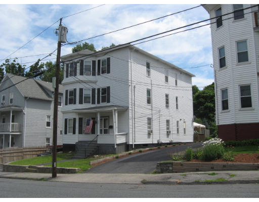 3 Kosta Street Worcester, MA 01607 - Photo 2 of 24 Gallery Image 2