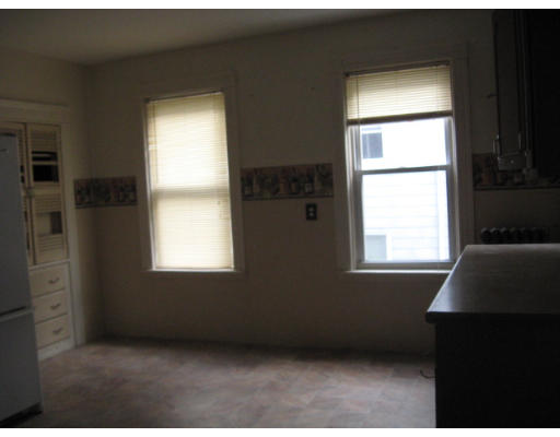 3 Kosta Street Worcester, MA 01607 - Photo 5 of 24 Gallery Image 5