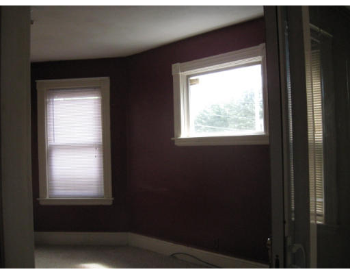3 Kosta Street Worcester, MA 01607 - Photo 10 of 24 Gallery Image 10