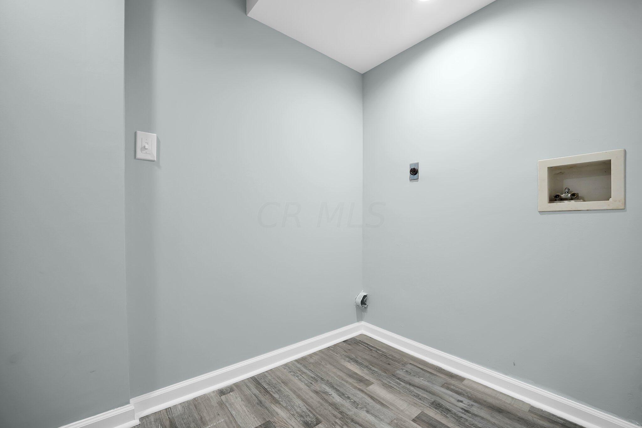 2895 Charing Road Columbus, OH 43221 - Photo 17 of 24 Bedroom 3-2