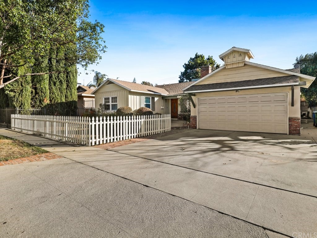 7356 Leescott Avenue Van Nuys, CA 91406 - Photo 2 of 31 front view of a house