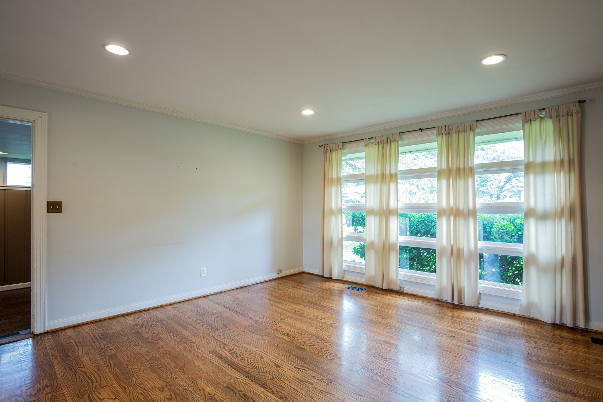 619 Crieve Road Nashville, TN 37220 - Photo 3 of 24 Gallery Image 3