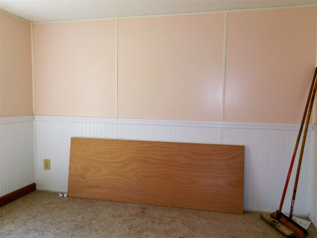 396 S Road Salisbury, NH 03268 - Photo 17 of 25