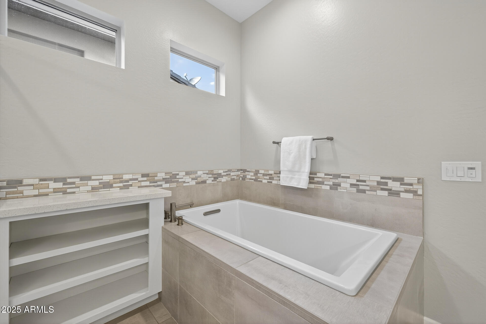 17436 East Fort Verde Road Rio Verde, AZ 85263 - Photo 17 of 37 38) PRIMARY BATH