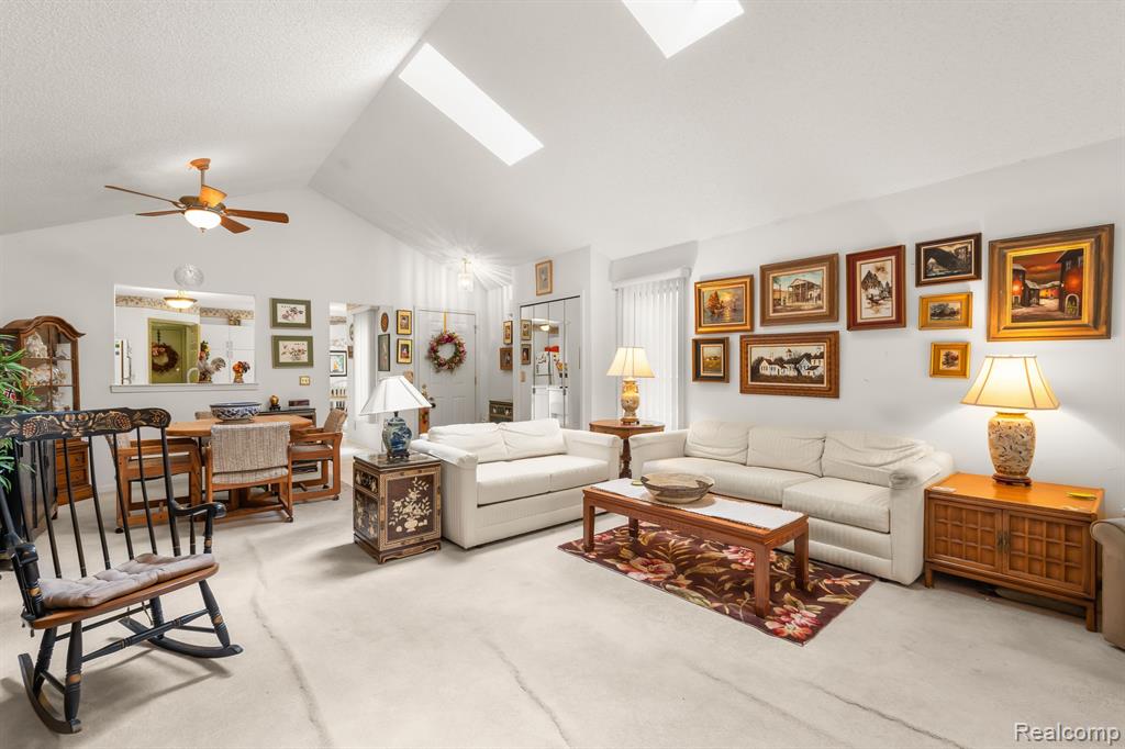 22340 River Ridge Trail Farmington Hills, MI 48335 - Photo 11 of 32