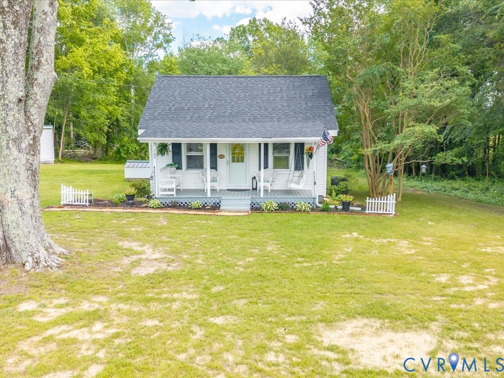 4 Memory Lane Cumberland, VA 23040 - Photo 24 of 37 a front view of house swimming pool with outdoor seating