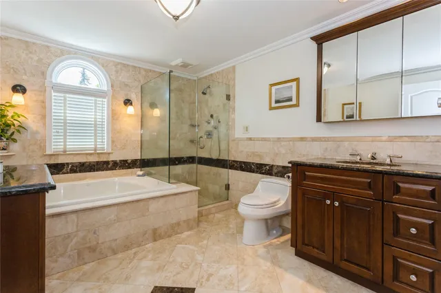 $1,100,000 | 28 Willow Street, Floral Park, NY 11001