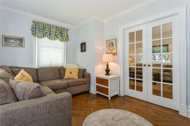 $1,100,000 | 28 Willow Street, Floral Park, NY 11001