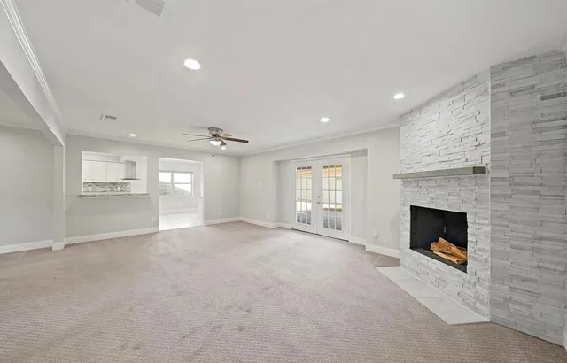 $2,550 | 5714 North Braeswood Boulevard, Houston, TX 77096