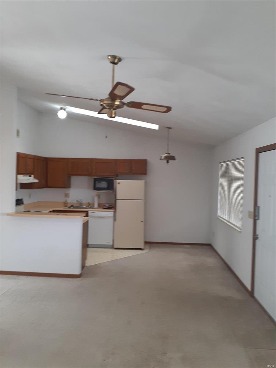 161 Eagle Ridge, Unit 161306 O'Fallon, IL 62269 - Photo 2 of 12