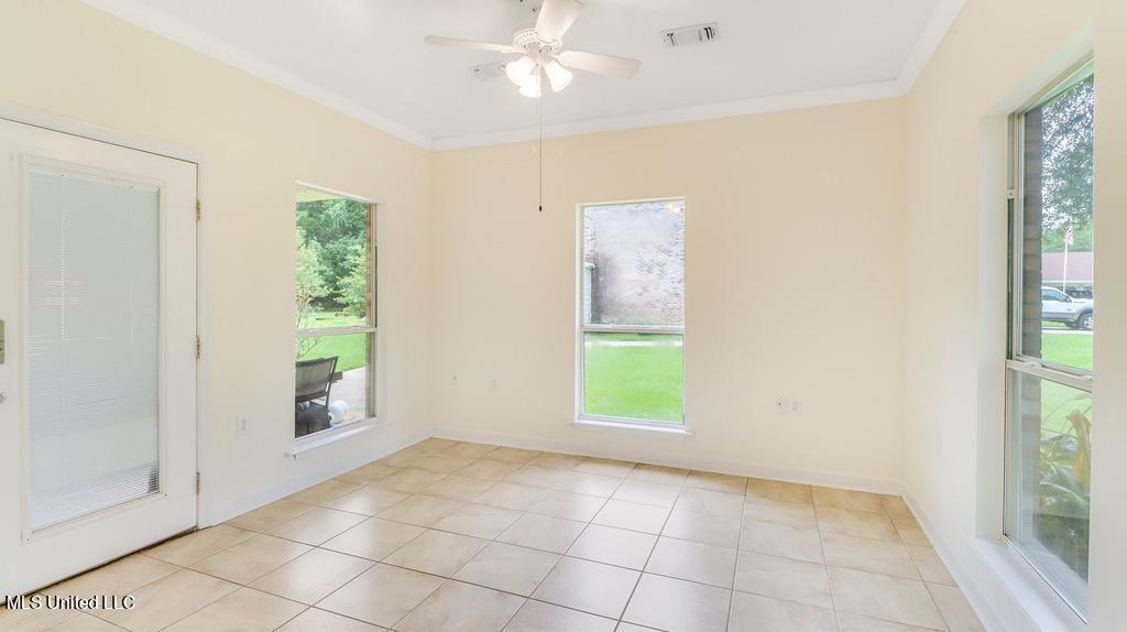 15221 Dobson Road D'Iberville, MS 39540 - Photo 11 of 23 62F846FA-BA63-4AA1-94AE-E9BF2B802F0F