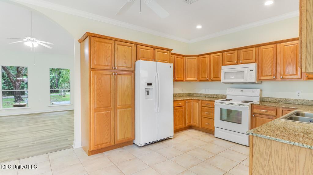 15221 Dobson Road D'Iberville, MS 39540 - Photo 9 of 23 362B0ACD-E13C-4E27-850C-FEB1C6188FDD