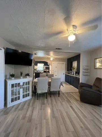 $549,900 | 2917 Del Paso Boulevard, Sacramento, CA 95815