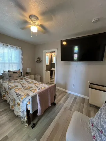 $549,900 | 2917 Del Paso Boulevard, Sacramento, CA 95815