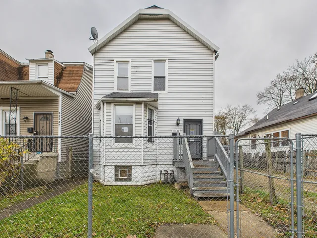 $155,000 | 11540 South Yale Avenue, Chicago, IL 60628