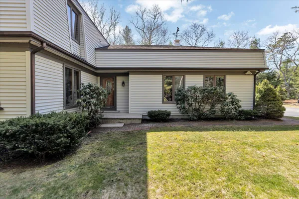 $759,000 | 99 Captain Samadrus Road, Cotuit, MA 02635
