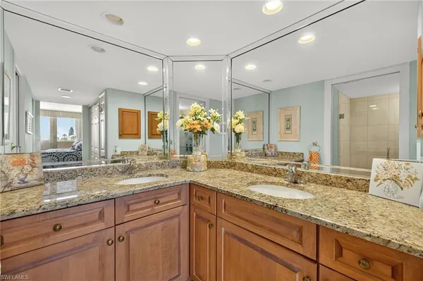 $9,000 | 4001 Gulf Shore Boulevard North, Unit 303, Naples, FL 34103