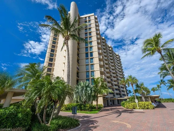 $9,000 | 4001 Gulf Shore Boulevard North, Unit 303, Naples, FL 34103